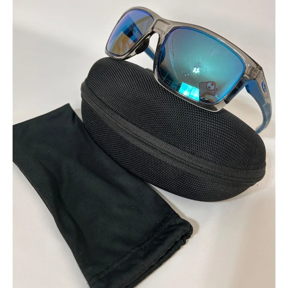 Oakley Mainlink XL OO9264 Prizm P Sunglasses Black/Mirror Blue 61-17-138
